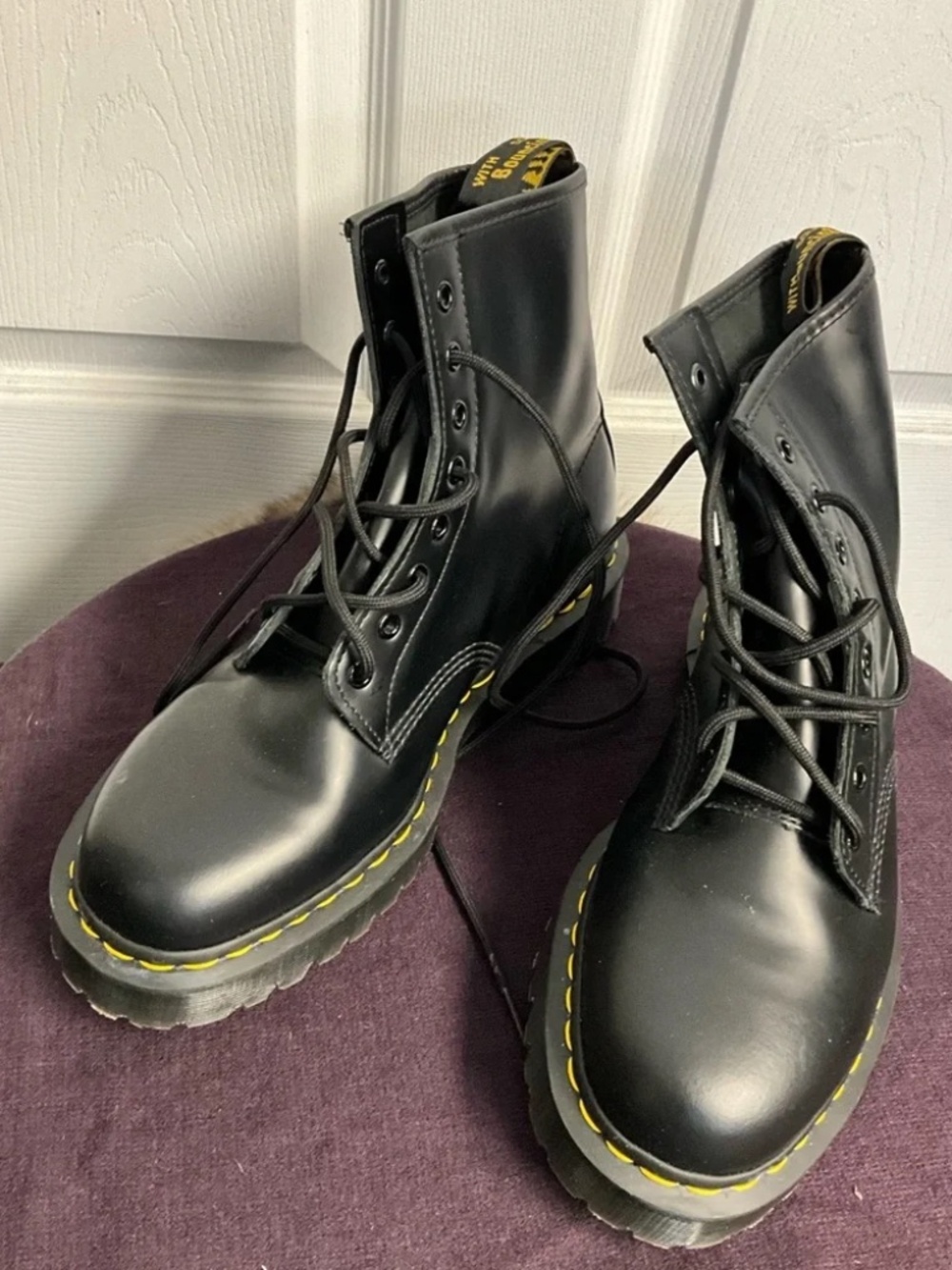 DOC MARTENS 1460 Smooth Leather Lace Up Boots sz 12 - Picture 2 of 6